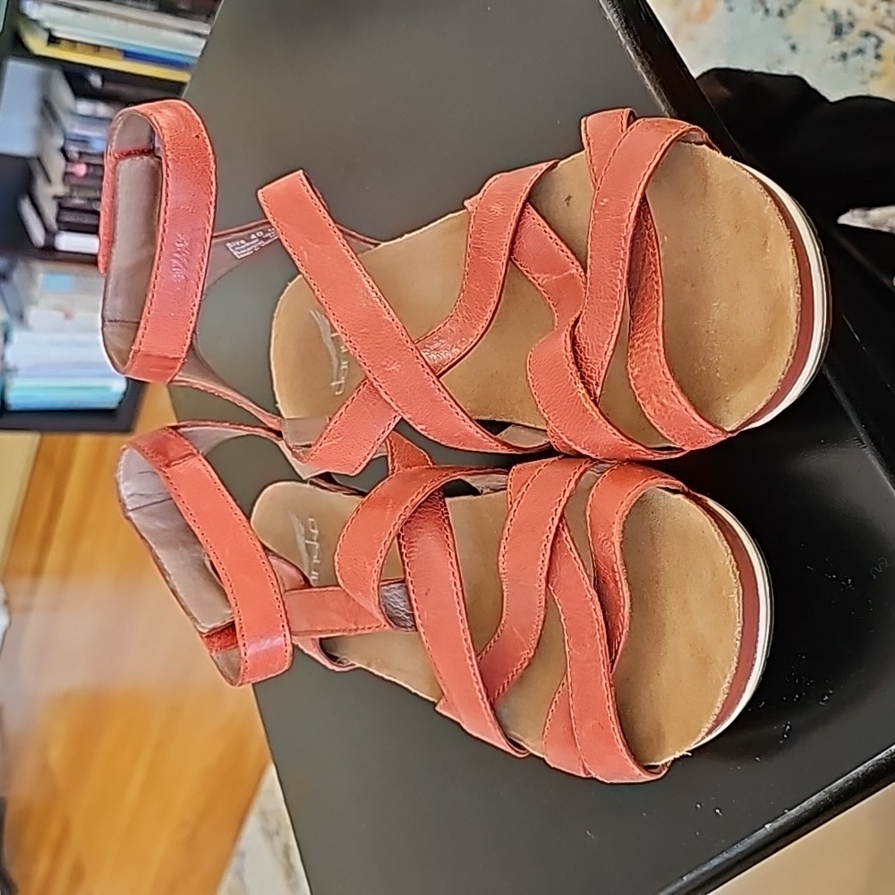 Dansko Veruca Sandal